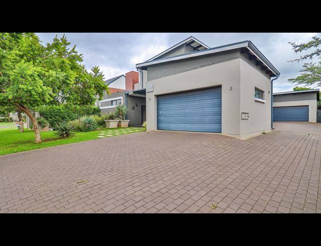 5 BEDROOM HOUSE FOR SALE IN MIDSTREAM RIDGE